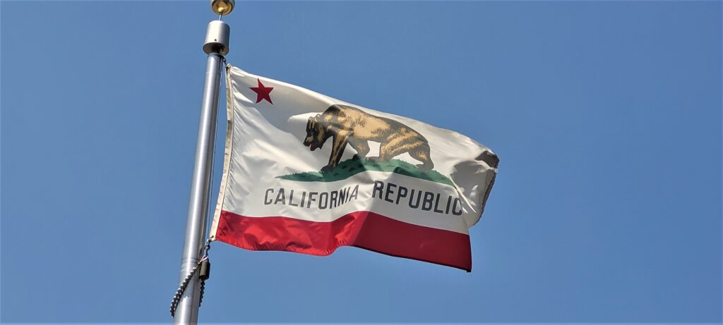 the-grizzly-bear-is-official-state-animal-of-california-since-1953-called-the-bear-flag-the-grizzly